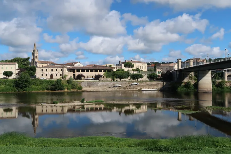Vue de Port-Sainte-Foy-et-Ponchapt, Dordogne