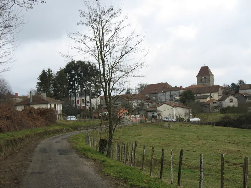 Vue de Saint-Saud-Lacoussière, Dordogne